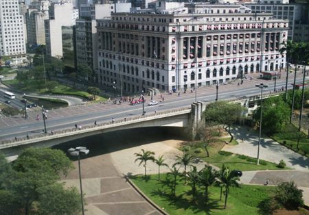 Viaduto do Ch&aacute;